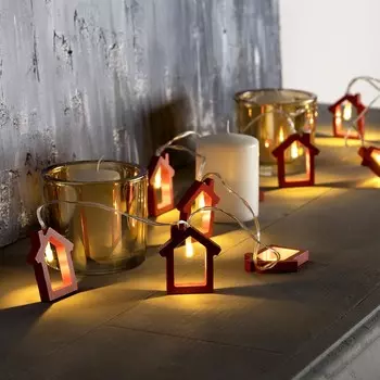 Гирлянда «Нить» 1.5 м с насадками «Дом красный», IP20, прозрачная нить, 10 LED, свечение тёплое белое, AAх2