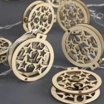 Гирлянда "Нить" 4.5 м с деревянными насадками "Шар и звёзды", IP20, прозрачная нить, 20 LED, свечение тёплое белое, фиксинг, 220 В