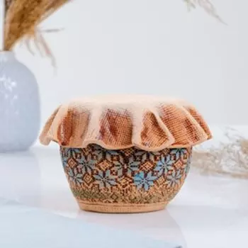 Горшок для запекания "Вышивка" с крышкой 0,6л