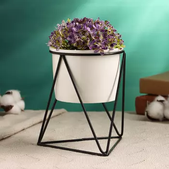 Горшок для цветов «Грани» керамический, 400 мл, 141115 см, на чёрной металлической подставке, белый