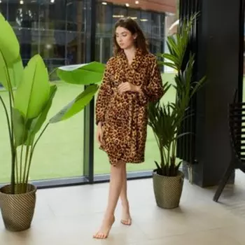 Халат LoveLife "Leopard" размер L, микрофибра, 100% п/э, 250 г/м2