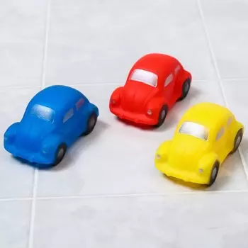 Резиновая игрушка для ванны Крошка Я «Машинка», 8 см, с пищалкой, МИКС