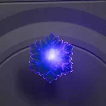 Игрушка световая «Снежинка» 8 см, 1 LED, батарейки LR443 (в компл.), мерцание, свечение мульти