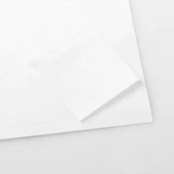 Этикетки А4 самоклеящиеся, 100 листов, 80 г/м, на листе 24 этикетки размером 33.864.2 мм, глянцевые, белые