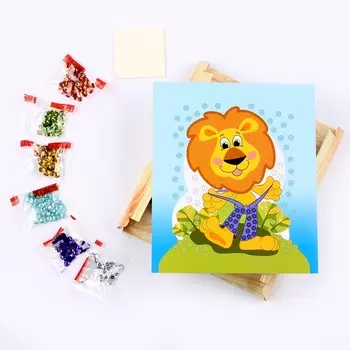 Картина из пайеток «Озорной львёнок»