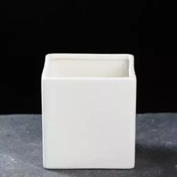 Кашпо "Куб под наклоном" 9*9*11см