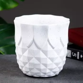 Горшок "Шишка" 13*13*12см белое