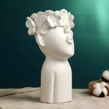 Фигурное кашпо для цветов «Мальчик с венком», 800 мл, 281214 см, керамика, белое