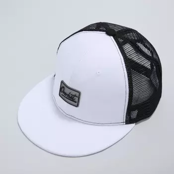 Кепка мужская с прямым козырьком Overhat, белая, сетка, р-р 56