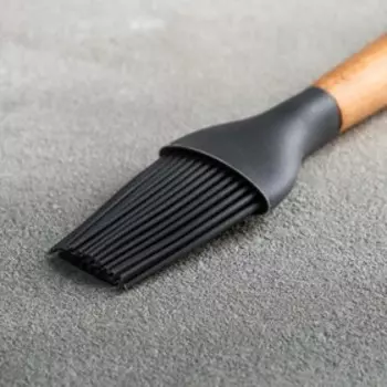 Кисть Доляна «Брауни», силикон, 28 см, цвет серый/бежевый