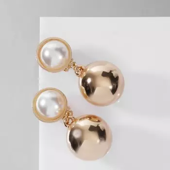 Клипсы с жемчугом «Бусина», цвет белый в золоте