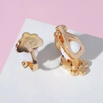 Клипсы "Выбражулька" облачко и цветочек, цвет бело-зелёный в золоте