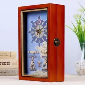 Ключница дерево 4 крючка с часами "Корабль, морские узлы и карта" золотая полоса 25х15х6см