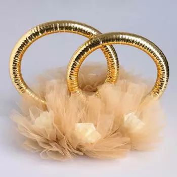 Кольца с фатином и латексным цветком , золото