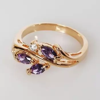 Кольцо с аметистом "3 рис+циркон", позолота с родированием, размер 18
