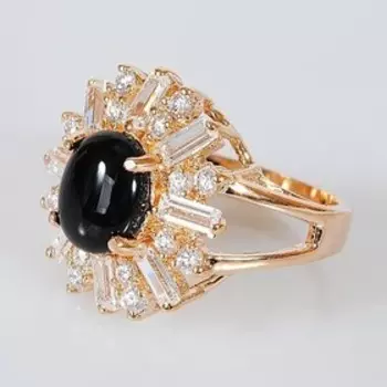 Кольцо с чёрным ониксом "Двойные цирконы", позолота с родированием, размер 18