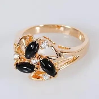 Кольцо с чёрным ониксом "Звезда", позолота с родированием, размер 17