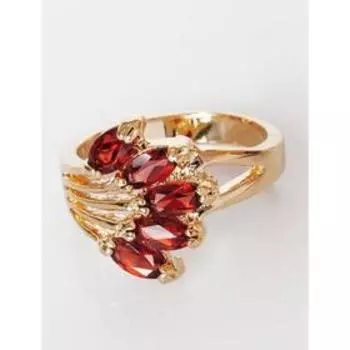 Кольцо с гранатом "Стрелы", позолота с родированием , размер 16