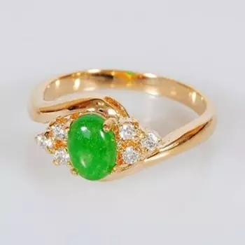 Кольцо с хризопразом "1 камень 6 цирконов", позолота с родированием, размер 18