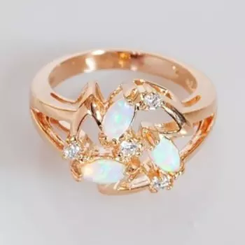 Кольцо с японским опалом "Звезда", позолота с родированием, размер 16