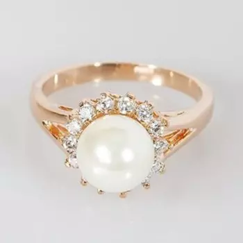 Кольцо с жемчугом "В цирконах", позолота с родированием, размер 19