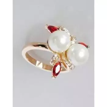 Кольцо с жемчугом "Жемчужный букет" с гранатом, позолота с родированием, размер 19