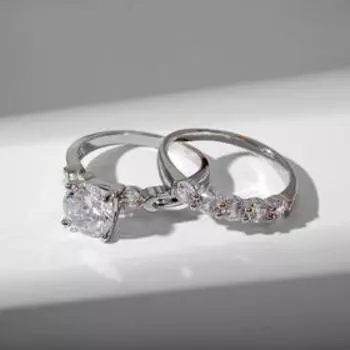 Кольцо "Сокровище" кристалл куб, цвет белый в серебре, размер 16