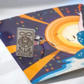 Кольцо "Таро" сила, цвет серебро, 18 размер