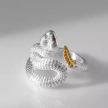 Кольцо «Змея» шипение, цвет серебро, безразмреное