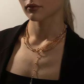 Колье «Кольцо» асимметрия, цвет белый в золоте, 35 см