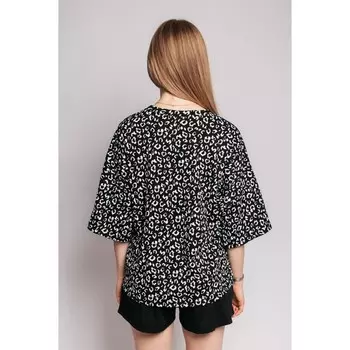 Комплект женский: футболка, шорты, размер 50, цвет чёрный