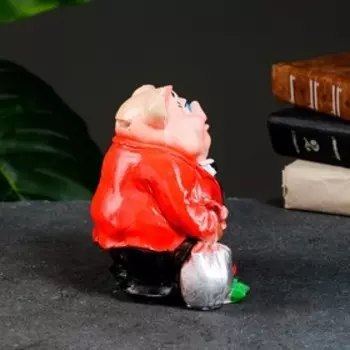 Копилка "Банкир №2" в красном костюме, гипс, 11х13х14см