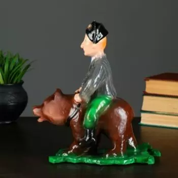 Копилка "Вождь на медведе" 25х13х25см