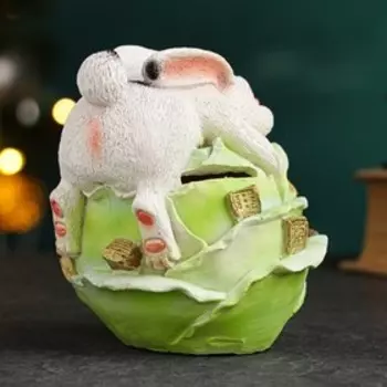 Копилка "Зайка на капусте" белый, 9,5х10х11см