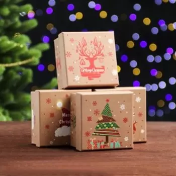 Коробка подарочная "Новогодний микс" 9.5 x 9.5 x 5.5 см