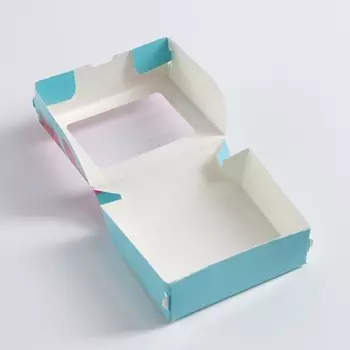 Коробка складная "8 марта", 10 х 8 х 3,5 см