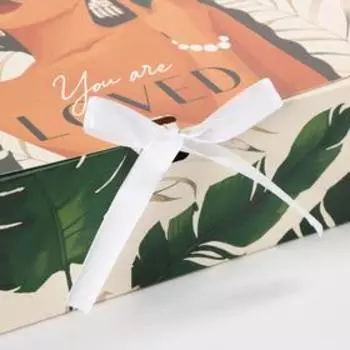 Коробка складная подарочная «GIRL», 31 24.5 8 см