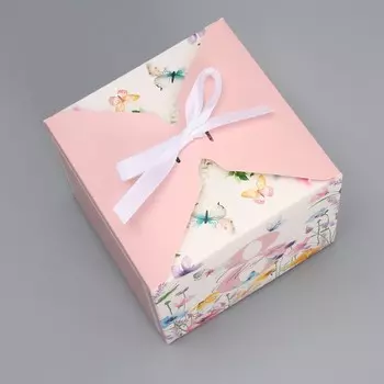 Коробка подарочная складная, упаковка, «С 8 Марта, нежные цветы», 12 х 12 х 12 см