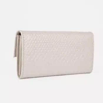 Кошелёк на клапане, цвет молочный