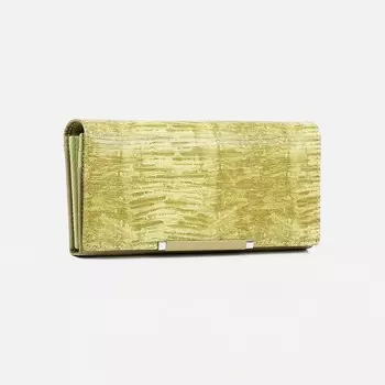 Кошелёк женский на магнитах, цвет салатовый