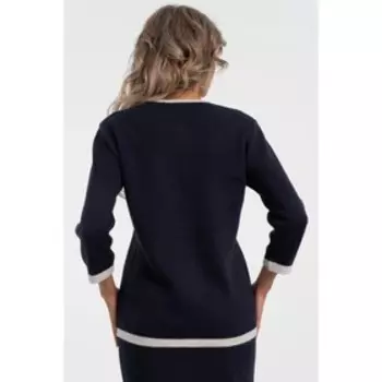 Костюм женский, размер 42