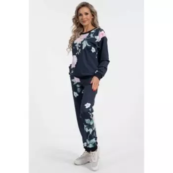 Костюм женский, размер 42