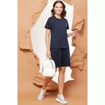 Костюм женский, размер 44