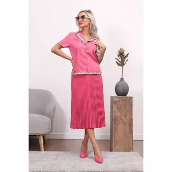 Костюм женский, размер 44, цвет малиновый