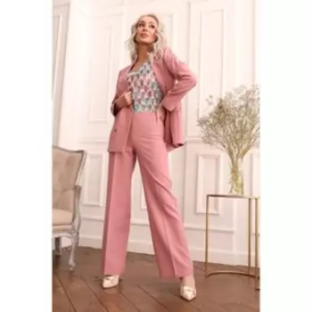 Костюм женский, размер 46