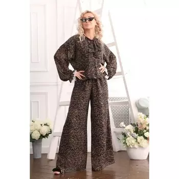 Костюм женский, размер 46