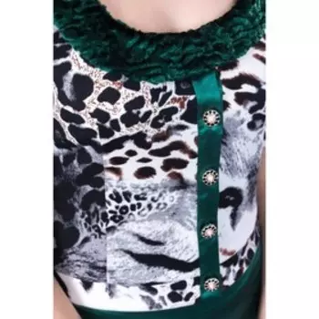 Костюм женский, размер 48