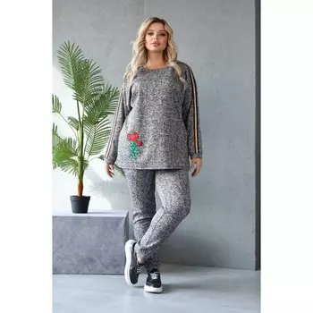 Костюм женский, размер 52