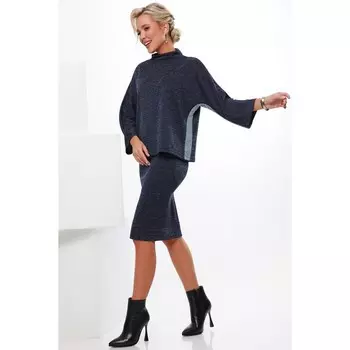 Костюм женский, размер 52