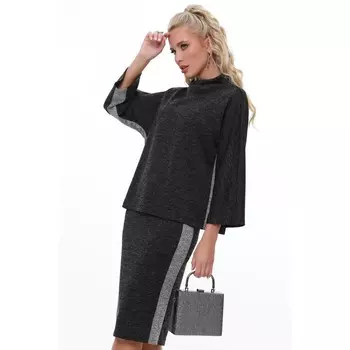 Костюм женский, размер 52